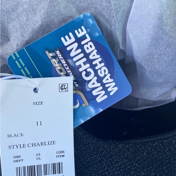 COPY - SKETCHERS MEMORY FOAM TENNIS - Picture 5 of 6